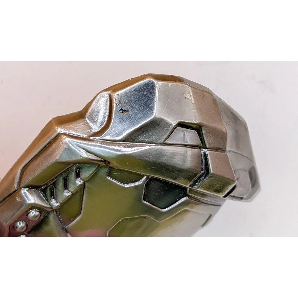 Microsoft Xbox Halo 3 Master Chief Helmet Belt Buckle Silver Tone 2009
